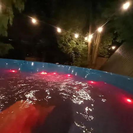 Nad Koszarawa Z Ogrodowym Jacuzzi